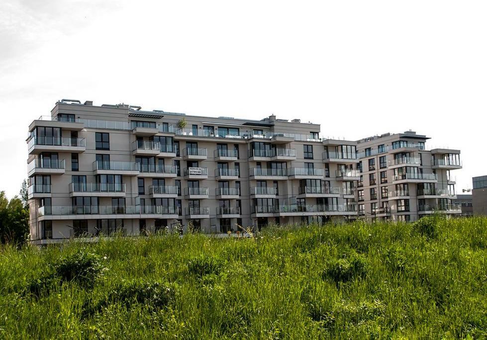 White Swan Apartment Krakow Bagian luar foto